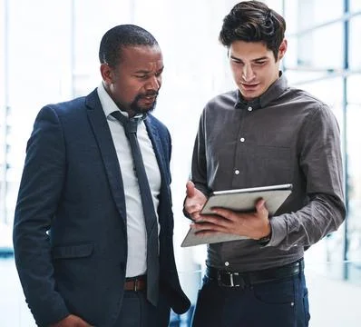 Problem solving, team or business men with tablet for sales report, financial Foto stock