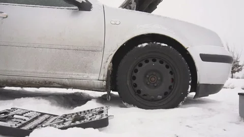 Problem winter launch of a diesel car, freezing of poor-quality diesel fuel and 스톡 동영상 102819501