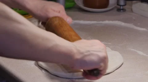 The procces of making food in a kitchen, 4K UHD Vídeos de archivo 67512960