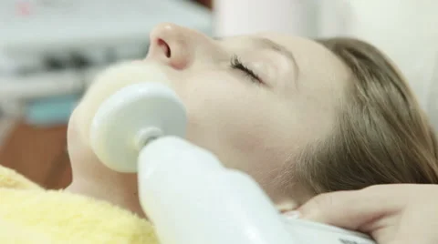 Procedures by a brush 스톡 동영상 63454873