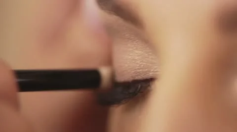 Process of applying eyeshadow Stock Footage 67828731