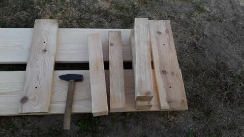 The process of assembling a bunk bed with your own hands from lumber 스톡 사진