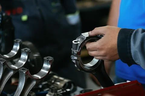 Process of assembling of engine, close up Foto stock