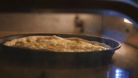 The process of baking pizza Stock Footage 111566749
