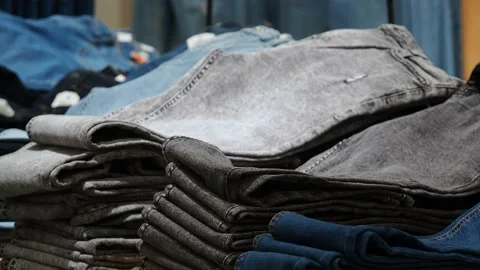 The process of buying clothes. Video stock 229295331