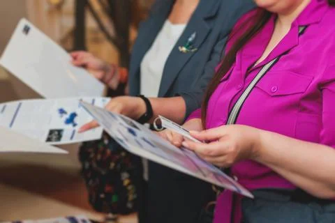 Process of checking in on a conference congress forum event, registration d.. 스톡 사진