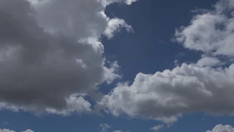 The process of cloud formation in sunny day 스톡 동영상 77703528