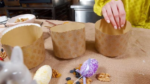 Process of cooking delicious Easter cakes with raisins and candied fruits Stock Footage 153797875