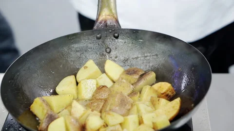 The process of cooking fried potatoes. Video stock 154849681