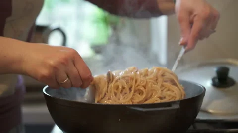 The process of cooking Italian pasta Video stock 63878008