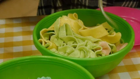 The process of cooking Italian pasta Stock-Footage 107532602