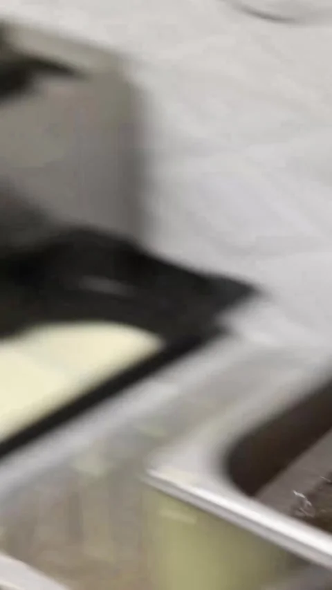 The process of cooking meat and shrimp in deep frying Видео 332489961