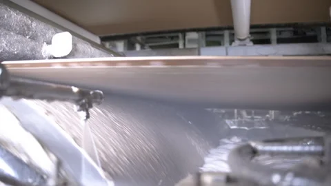 Process of drying cardboard web using special mechanisms Видео 303104172