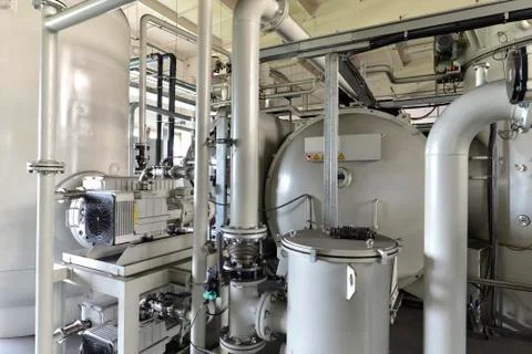 Process engineering machine in a factory hall Foto stock