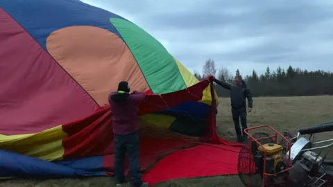 The process of filling a large balloon with air Video stock 155482077
