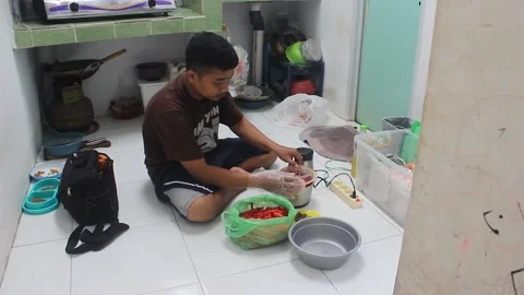 The process of grinding chilies Stock Footage 276151445