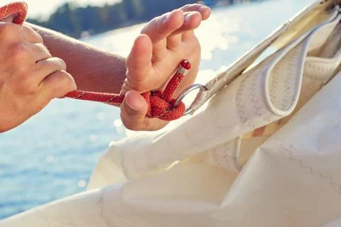 Process of knitting Bowline 스톡 사진