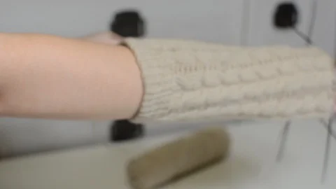 Process of knitting gloves with knitting needles Stock Footage 89127368