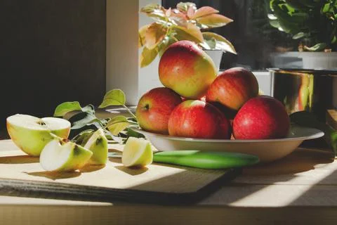 The process of making an apple drink Stock Photos