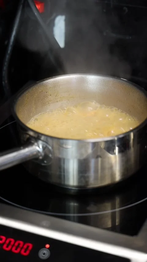 The process of making broth in a professional restaurant kitchen Video stock 332490255