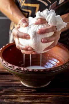 Process of making cottage cheese. Foto stock