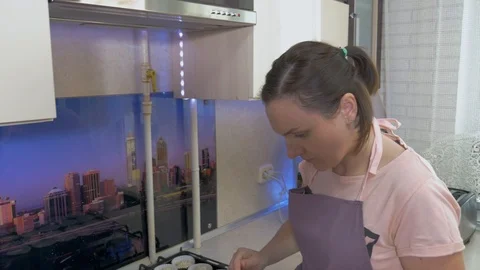 The process of making cupcakes! Stock-Footage 112140595