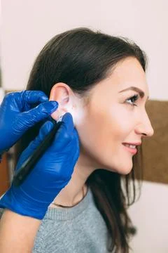 Process of making a custom earplug. Hearing protection Fotos Stock