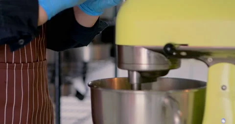 Process of making a delicious bread or dessert on home kitchen. Video stock 158202015