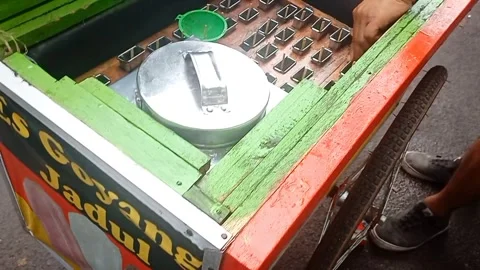 Process of making ice shake or Es goyang. Stock Footage 272789948