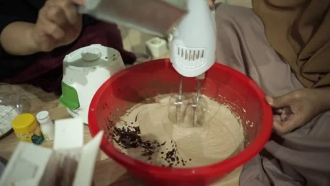 The process of making luat grass brownie cake 스톡 동영상 282182738
