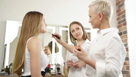 Process of making makeup in beauty salon. Stock Footage 140396350