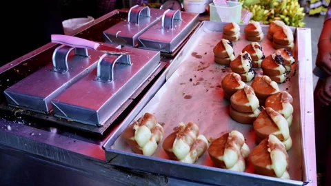The process of making pukis cake or pancong cake, a traditional cake 動画素材 339274761