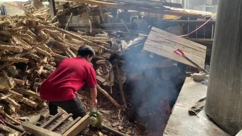 The process of making red noodles, a traditional Indonesian food Video stock 291279385