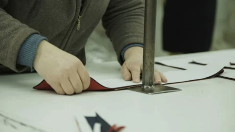 Process of making a sketch in the workshop. 4K Vídeo Stock 89665768