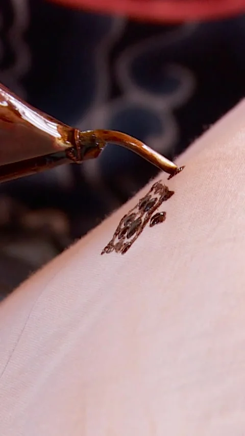 The process of making traditional batik Stock Footage 286292835