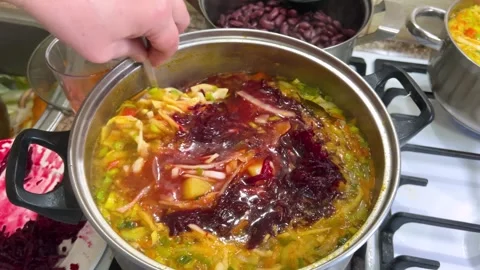 The process of making Ukrainian borscht. Stock-Footage 302280857