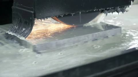 Process of metalwork and belt sander machine manufacturing of press form. Precis Video stock 199488047