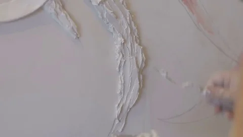 The process of molding stucco and bas-relief on the wall 库存影片 73365368
