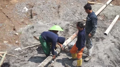 The process of pouring building cement by a group of builders Video stock 236637514