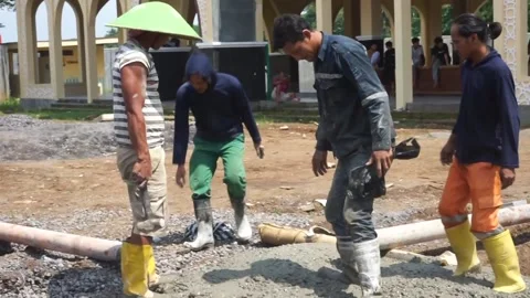 The process of pouring building cement by a group of builders Video stock 236637874