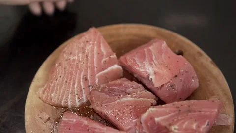 Process of preparation fresh tuna. Slow motion closeup 動画素材 88720853