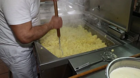 Process of preparation of mashed potatoes 動画素材 90231776