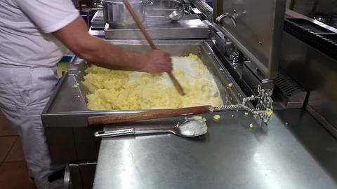 Process of preparation of mashed potatoes Video stock 90232929