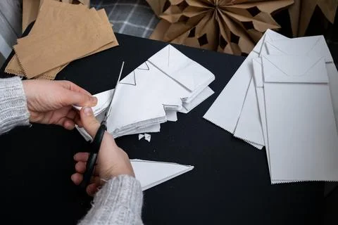 Process of preparing for Christmas star and New Year eve. 3D craft bag 스톡 사진
