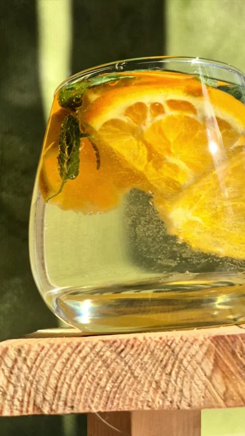 The process of preparing cold lemonade Stock Footage 304793716