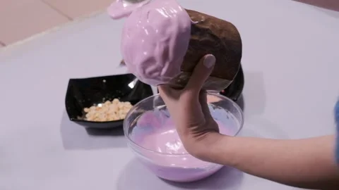 Process of preparing cream for Easter cake Video stock 263145940