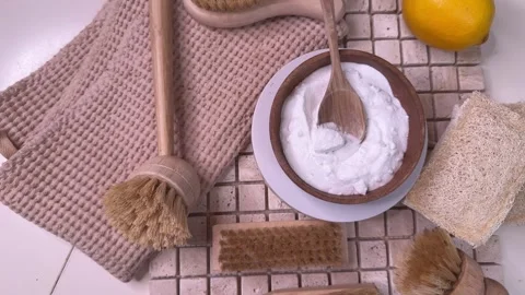 The process of preparing a natural cleaning product with lemons for cleaning the 스톡 동영상 302197779