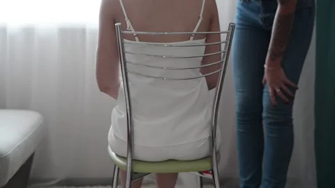 The process of preparing for the procedure make-up 库存影片 134934252