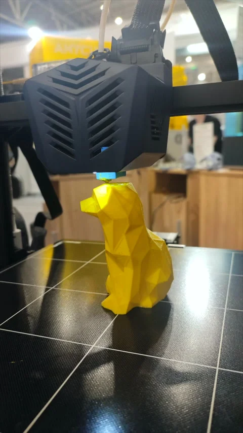 Process printing object 3D printer molten plastic 3D printing model Vertical Stock Footage 305200307