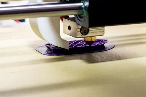 The process of printing from plastic to a 3D printer 스톡 사진